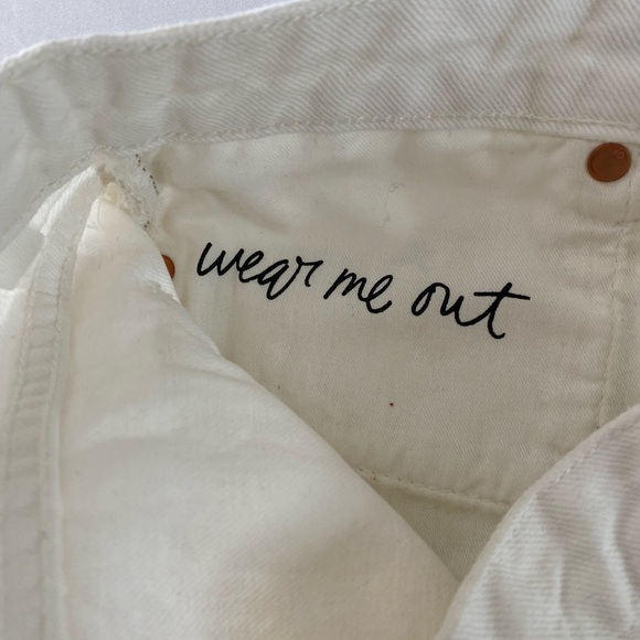 GRLFRND The Cindy High Waist Denim Short White Granada Wash - Picture 9 of 10